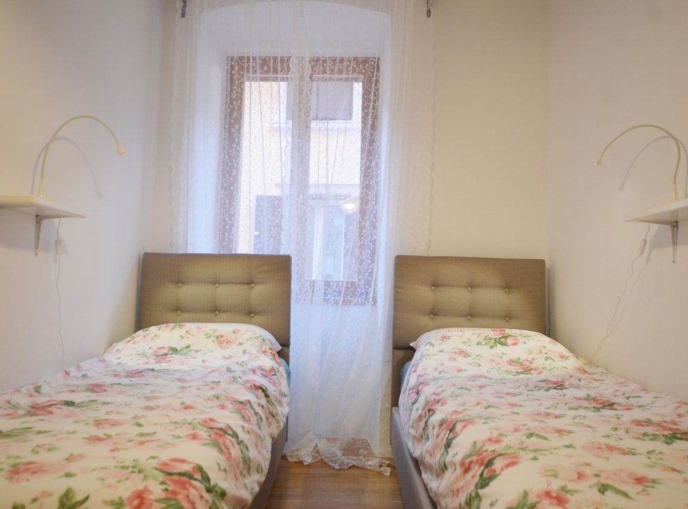 Apartment (One Bedroom Apartment)