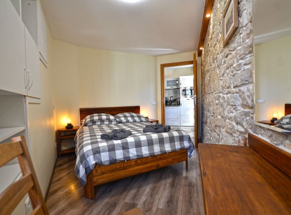 Apartment (Classic One Bedroom Apartment)