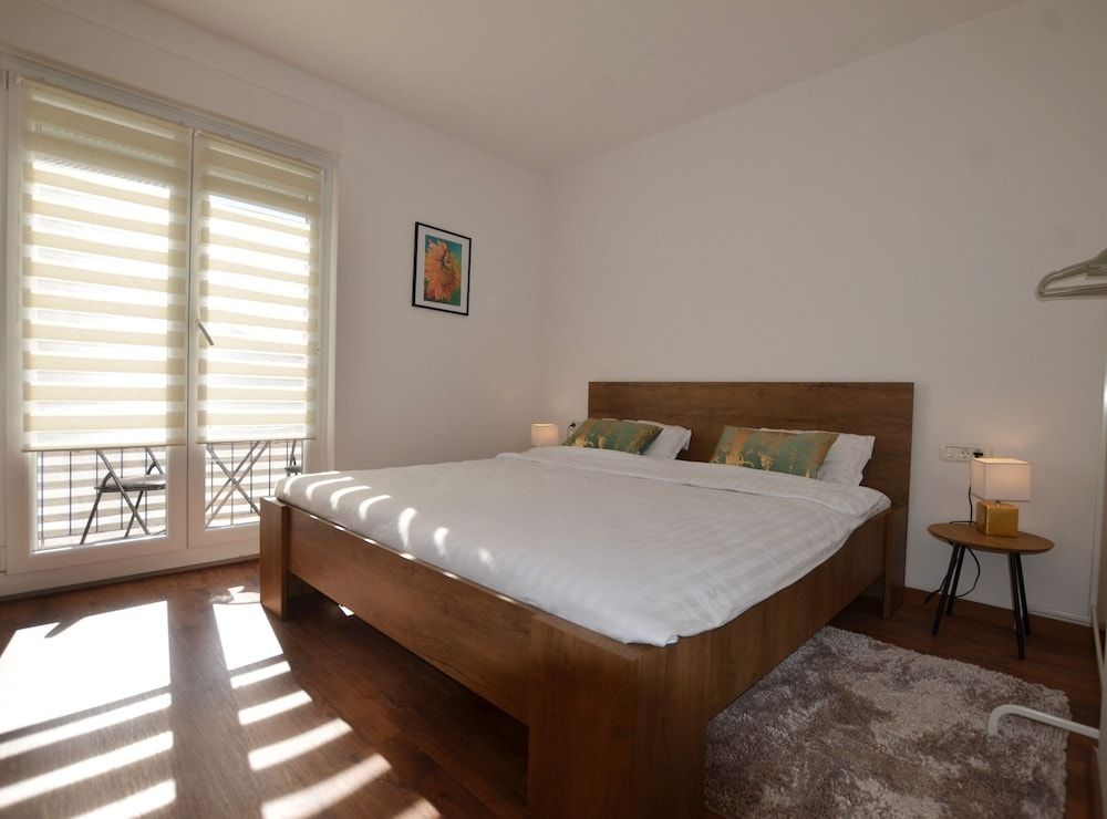 Apartment (Two Bedroom Apartment with Balcony)