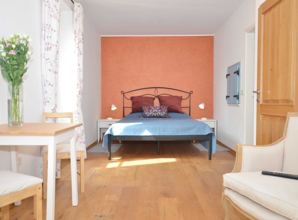 Apartment (Classic Twin Room)