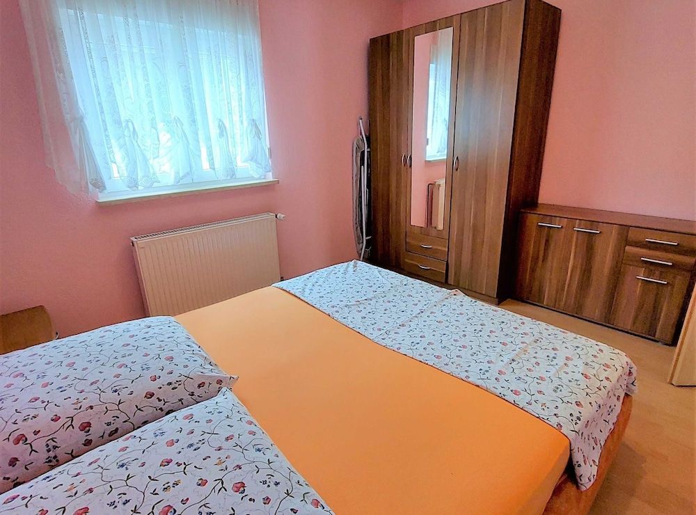 Apartment (Standard One Bedroom Apartment with S)