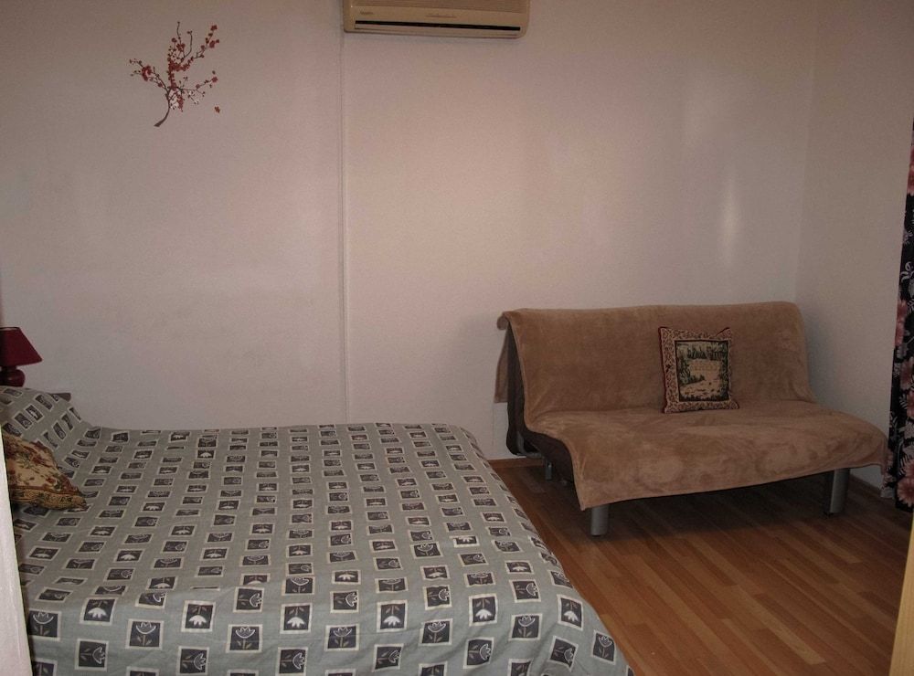 Apartment (One Bedroom Apartment)