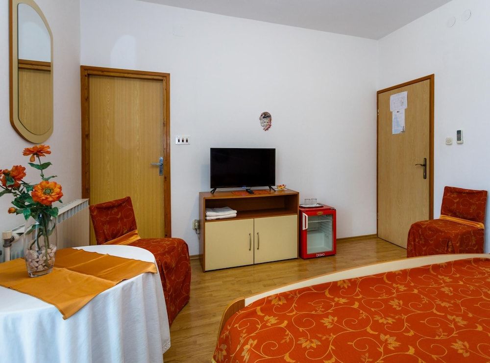 Apartment (Standard Double Room with Balcony)