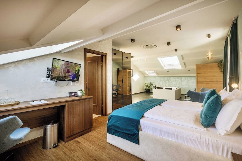 Luxury Studio Suite, Sea View