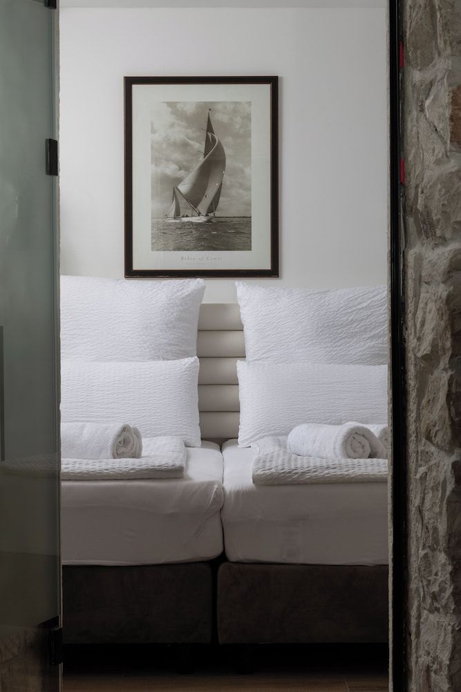 Casa Columba Deluxe Apartment, Garden View 4