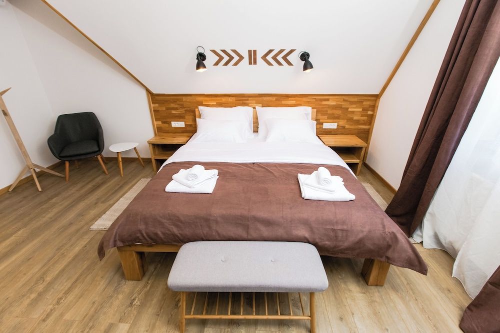 Plitvica Lodge Deluxe Double Room 2
