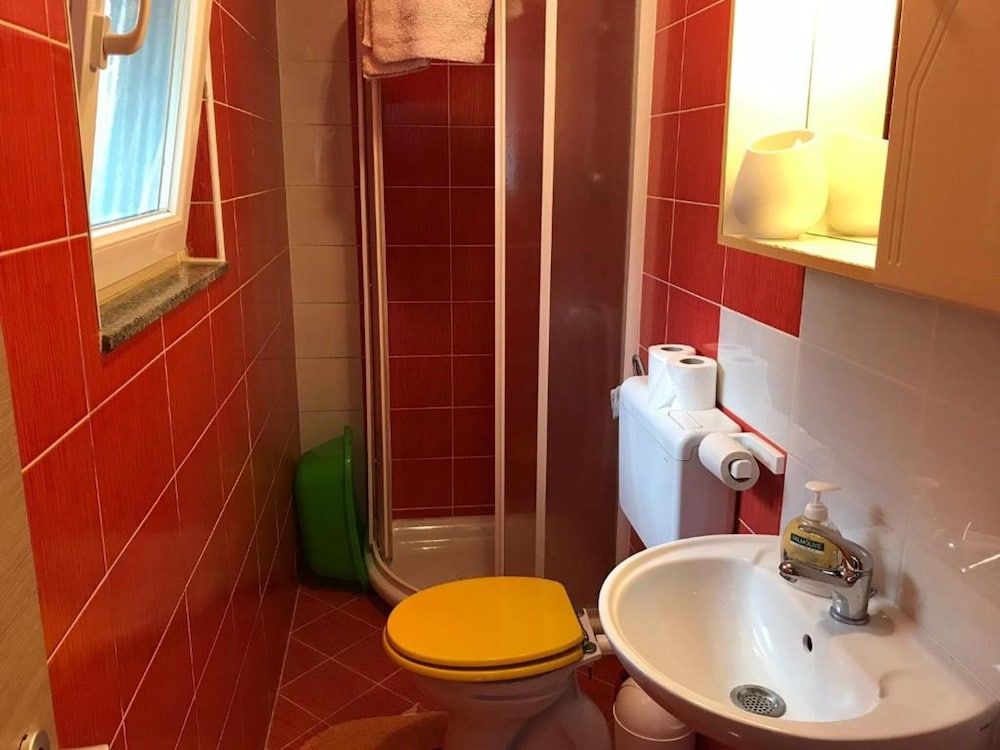 Charming Apartments Kestenovi Dvori Apartment (Studio Apartment) 12