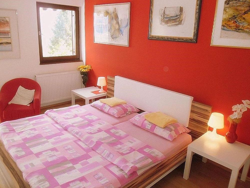 Charming Apartments Kestenovi Dvori Apartment (One Bedroom Apartment) 4