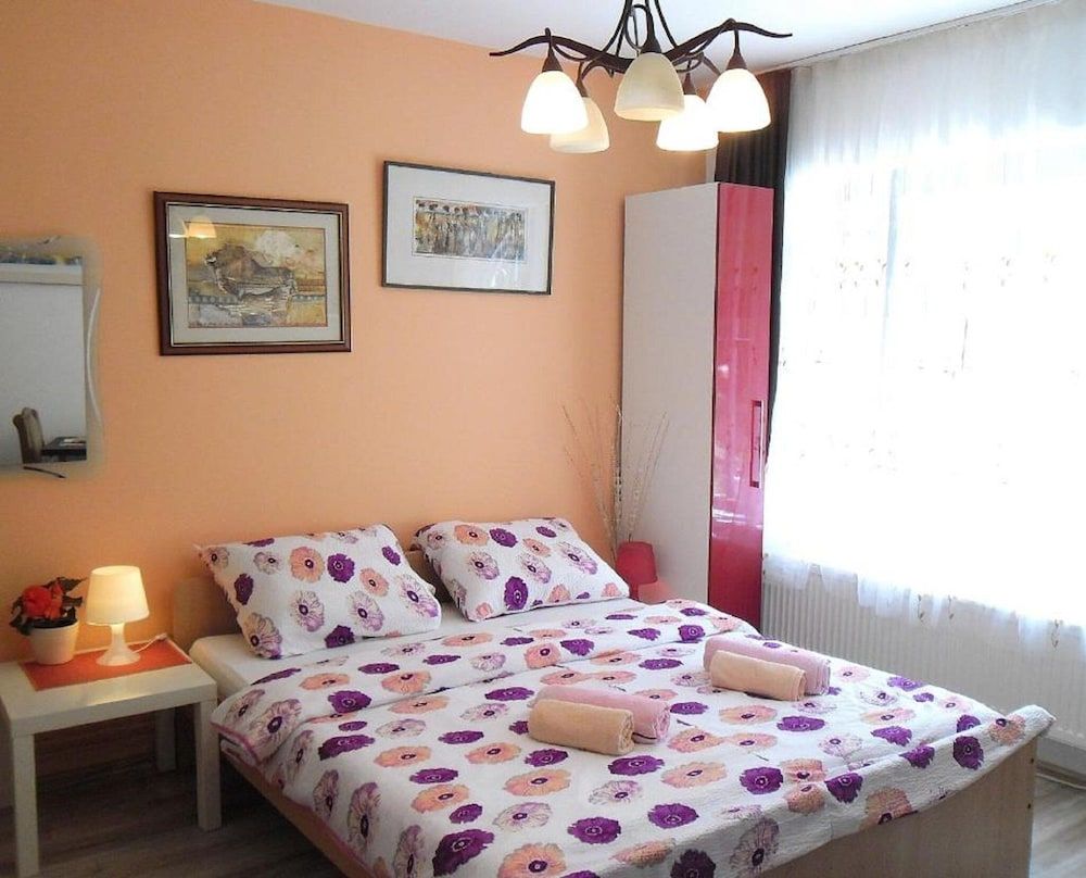 Charming Apartments Kestenovi Dvori Apartment (Studio Apartment)