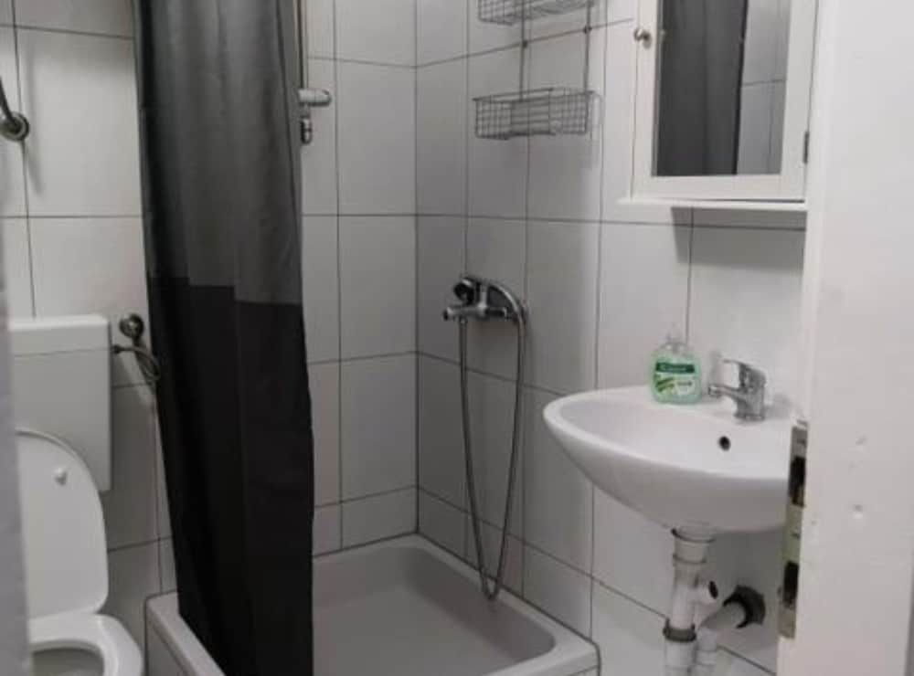 Apartment (One Bedroom Apartment 2)