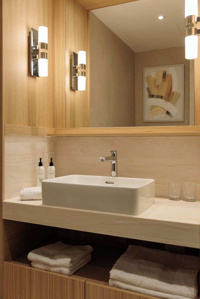 Hotel Preko Ugljan Island, Curio Collection By Hilton Deluxe Room, 1 King Bed 7