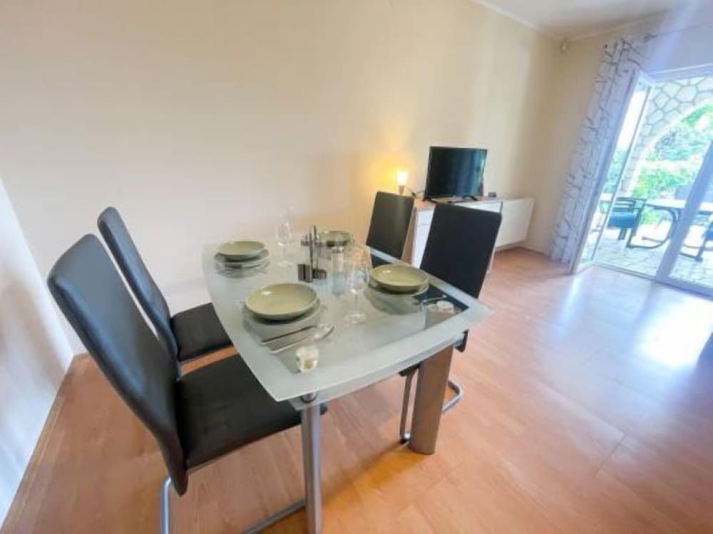 Apartment Sams 2