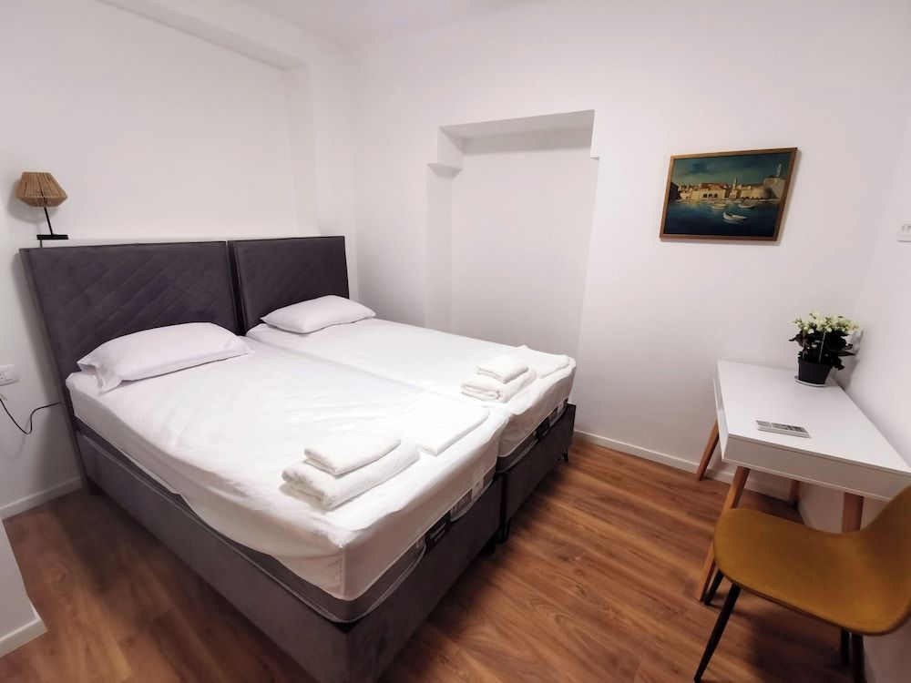 City Apartment, City View