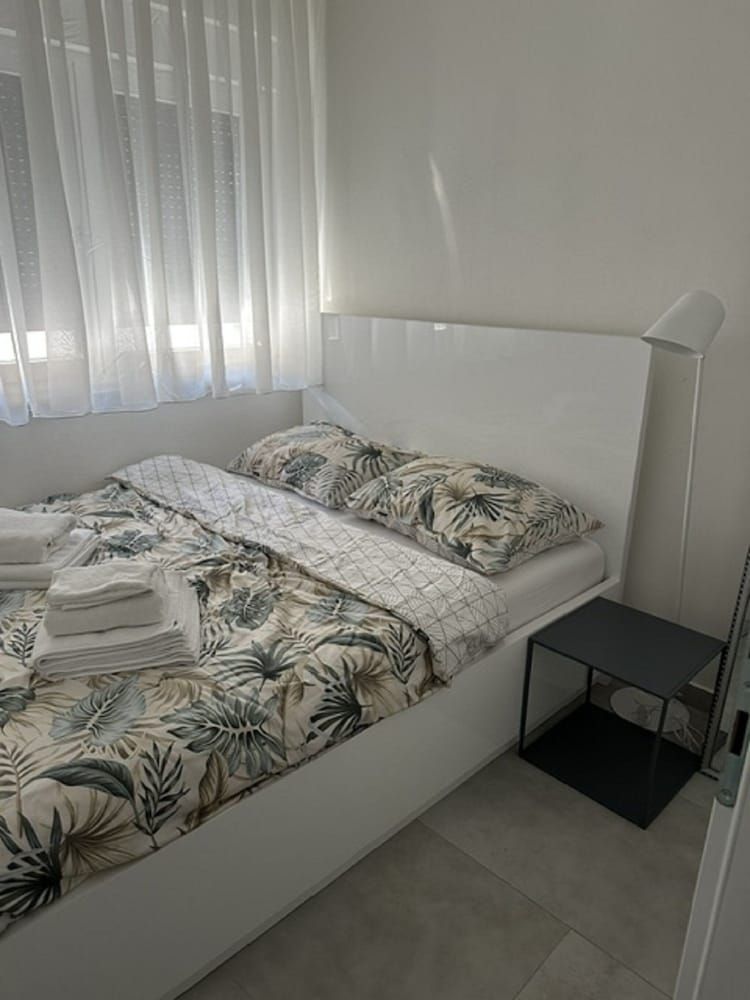 Apartment (Two Bedroom Apartment with Terrace 2)