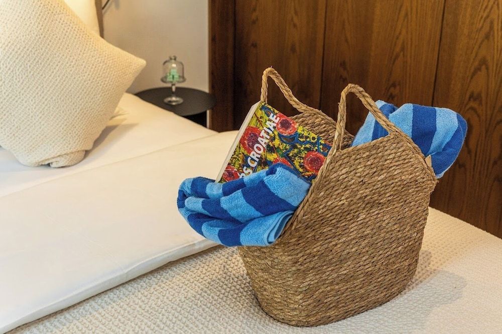 Mare Lux Deluxe Apartment, 2 Bedrooms, Sea View 11