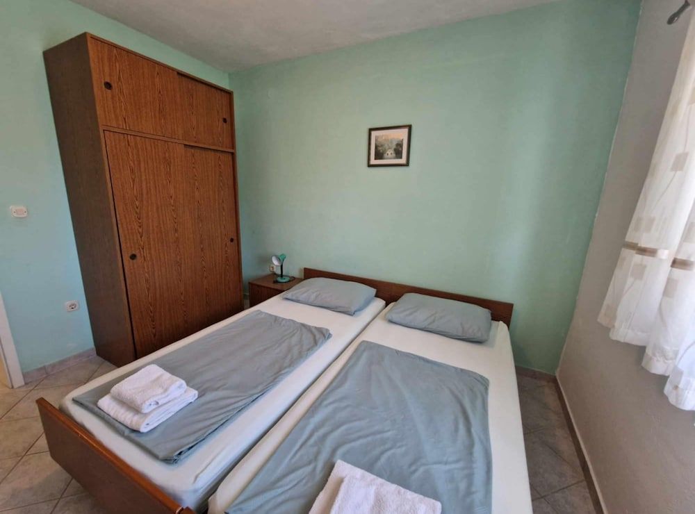 Apartment (One Bedroom Apartment 2)