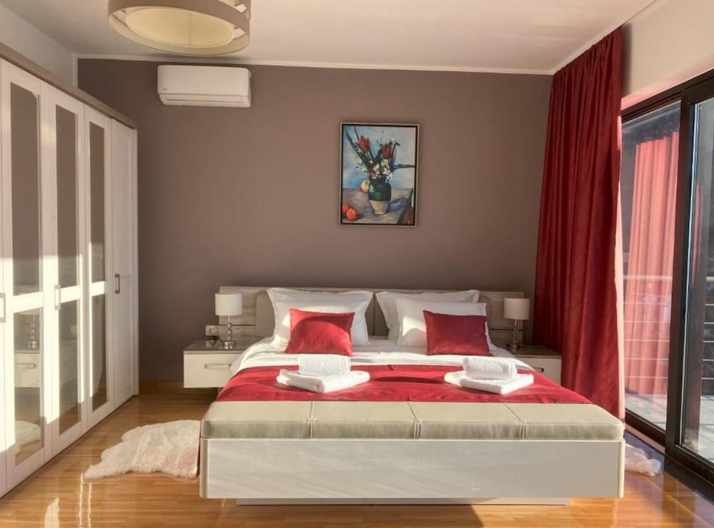 Villa (Beachfront Luxury Villa with Private )