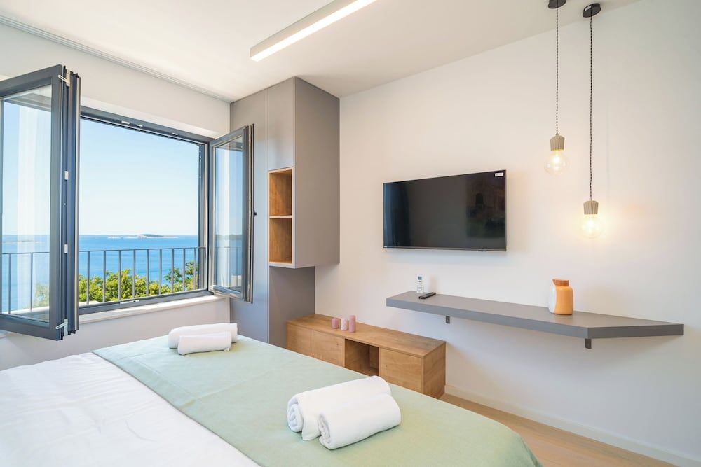 Deluxe Apartment, 3 Bedrooms, Sea View
