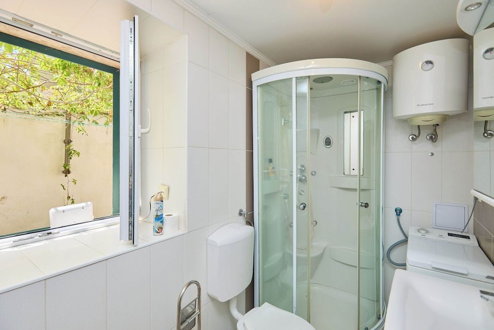 Mia's Wonderland Classic Apartment 14