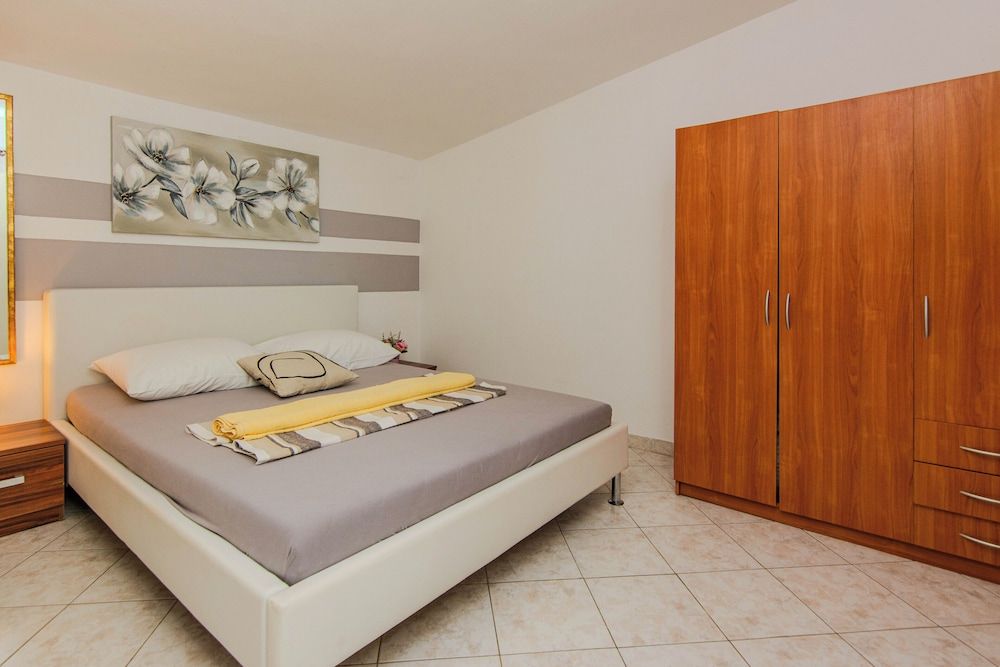 Standard Apartment, Garden View