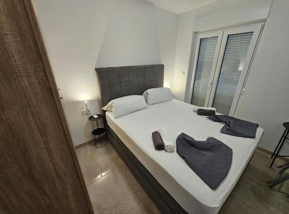 Apartment (Classic Two Bedroom Apartment)