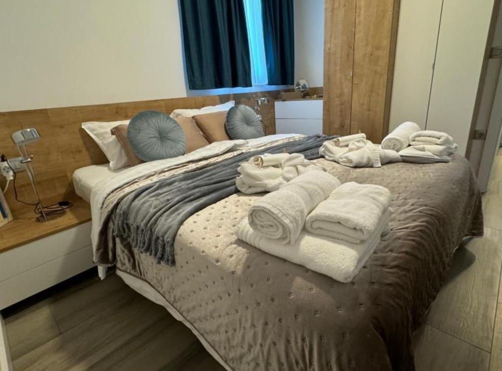 Apartment (One Bedroom Apartment (Ground floor))