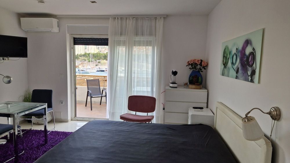 Basic Mansion Superior King Room 9