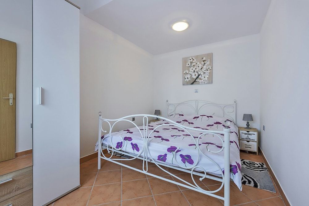 Apartments Monte Grande