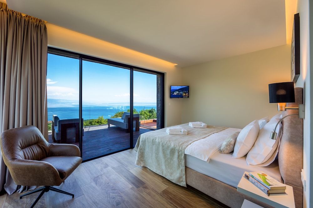 Villa, 4 Bedrooms, Sea View