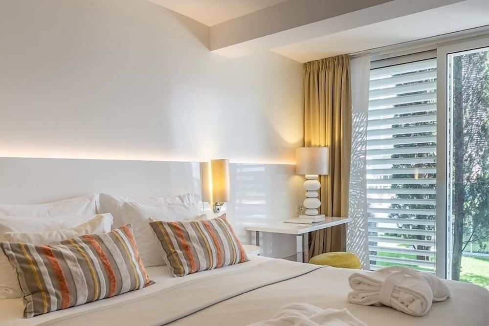 Amadria Park Hotel Ivan Double or Twin Room 22m² Courtyard/Park View with French Balcony 2