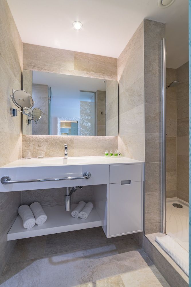 Amadria Park Hotel Ivan Double Room 22m² Sea View with French Balcony 9