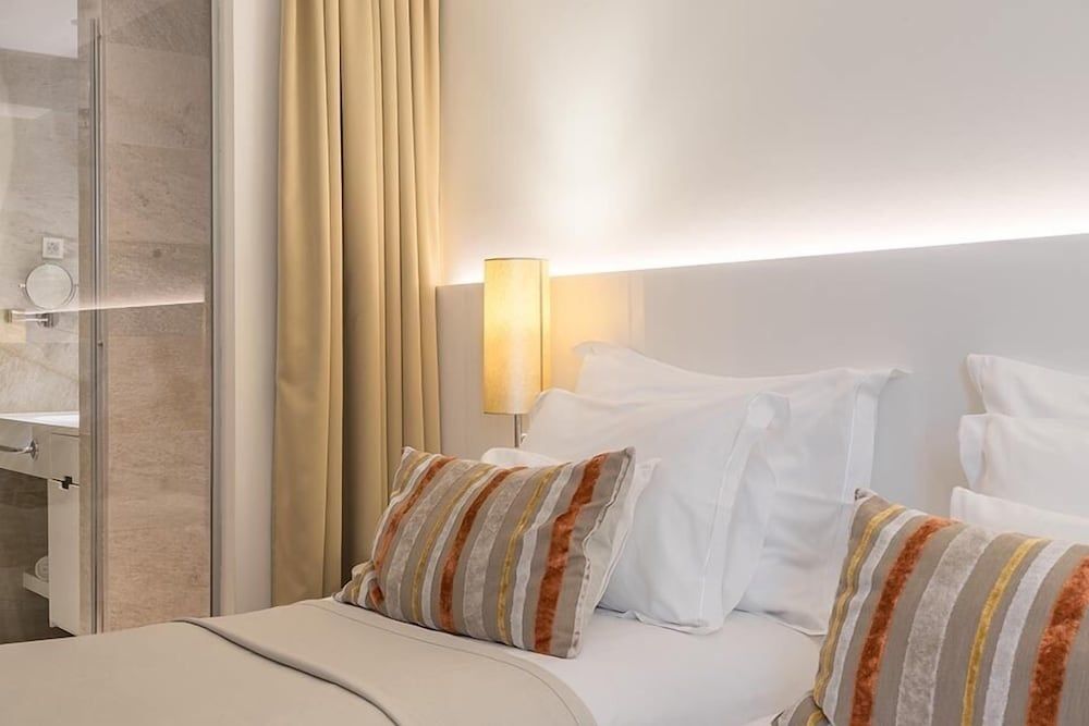 Amadria Park Hotel Ivan Double or Twin Room 22m² Courtyard/Park View with French Balcony 3