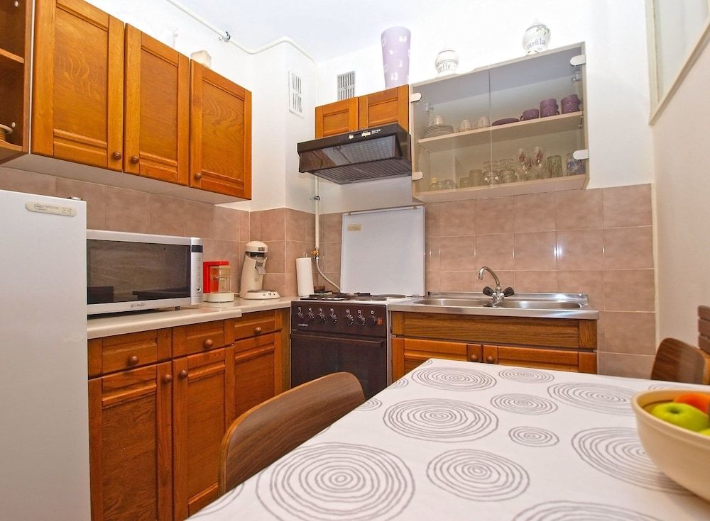 Apartment 1414