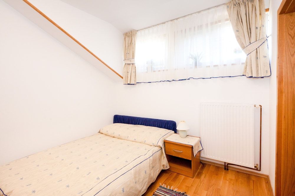 Pension Perisic Double Room, Balcony 6