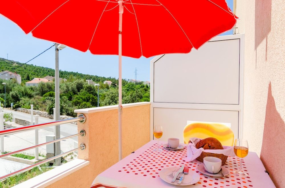 Studio (Studio with Balcony)