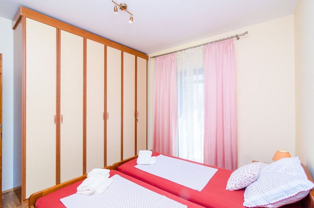 Apartment (Two-Bedroom Apartment with Terrace)