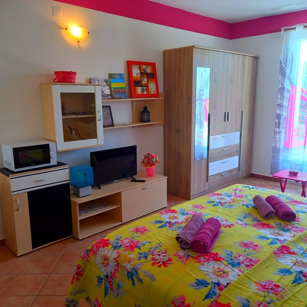 Apartment, 1 Bedroom, Smoking, Balcony