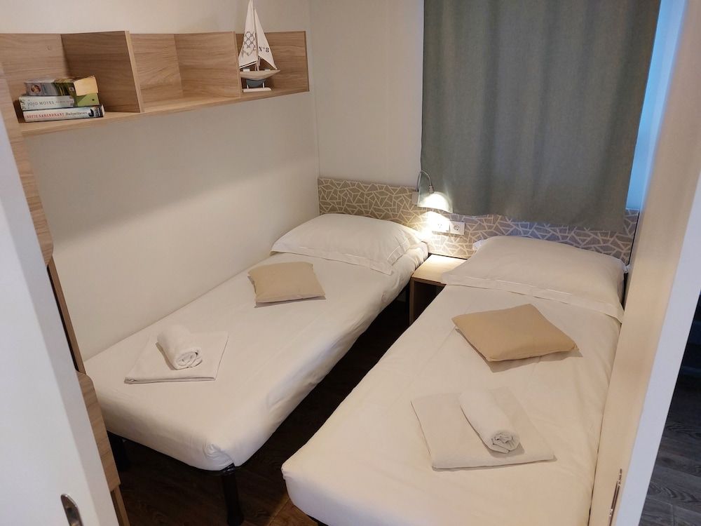 Amadria Park Deluxe Beach Mobile Home Deluxe Mobile Home, Sea View 4