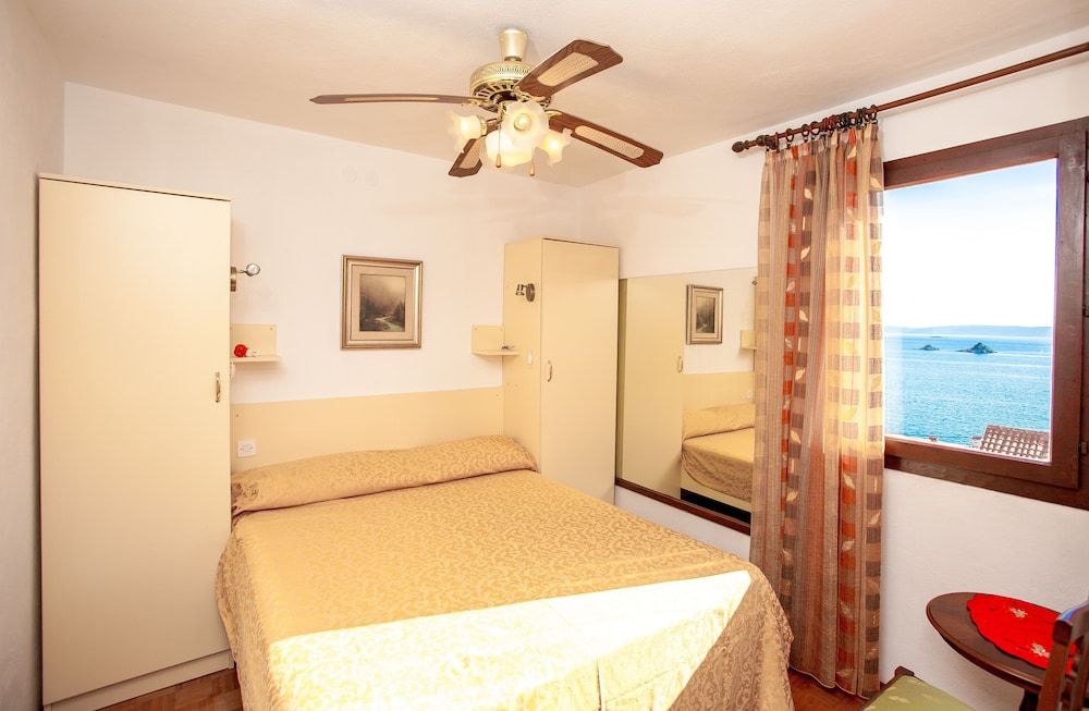 Villa, 4 Bedrooms, Smoking, Private Pool