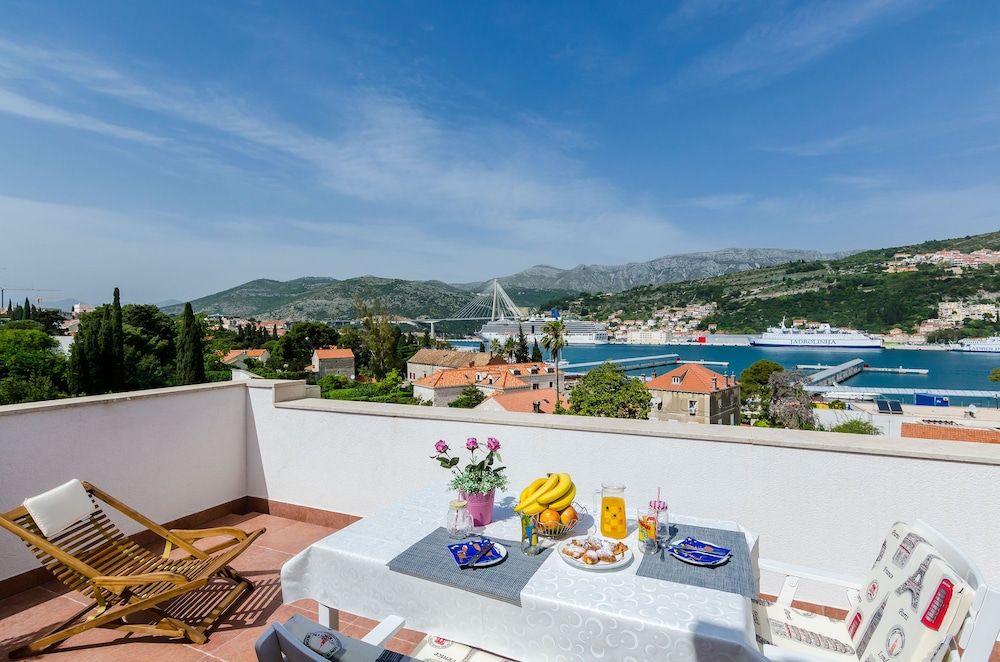 Apartment Marina View