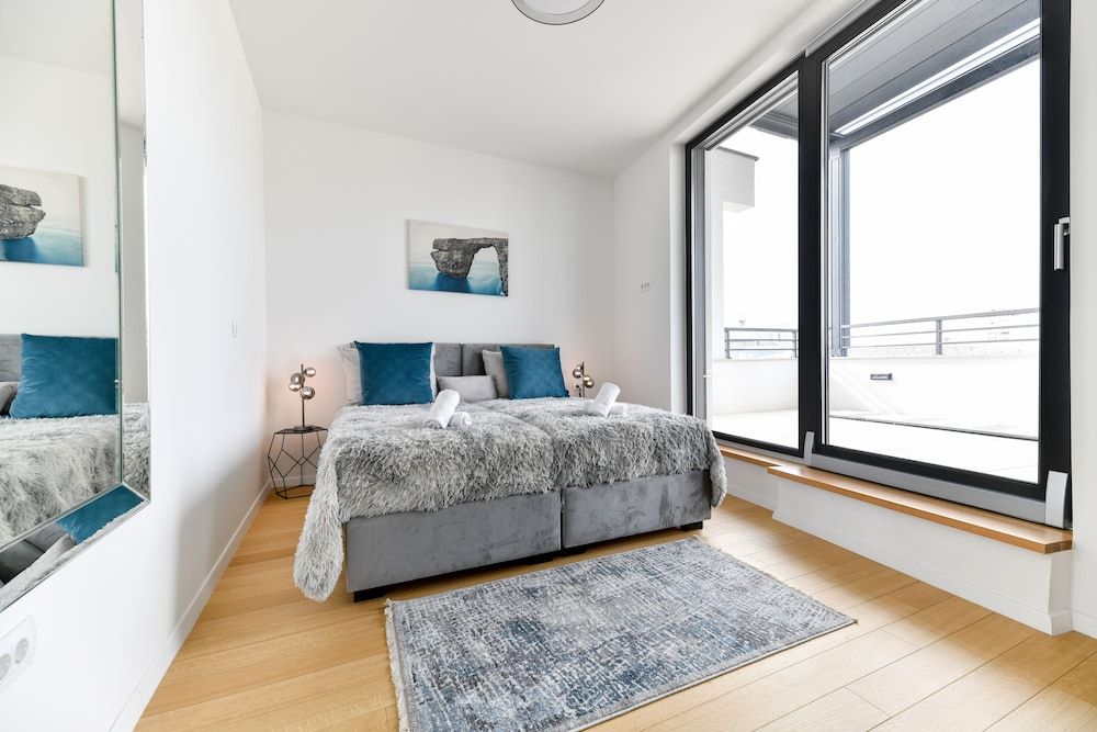 Berin Deluxe Penthouse with jacuzzi Deluxe Apartment