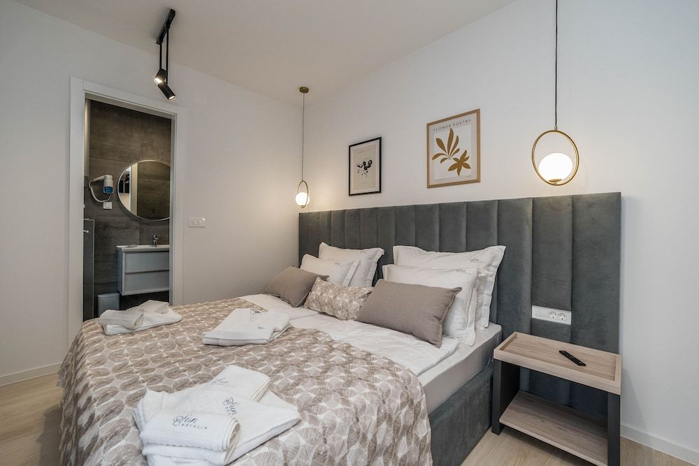 Exclusive Apartment, 4 Bedrooms, Private Pool