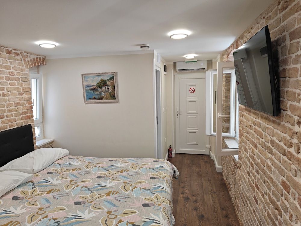 Luxury Authentic Studio Split Old-Town