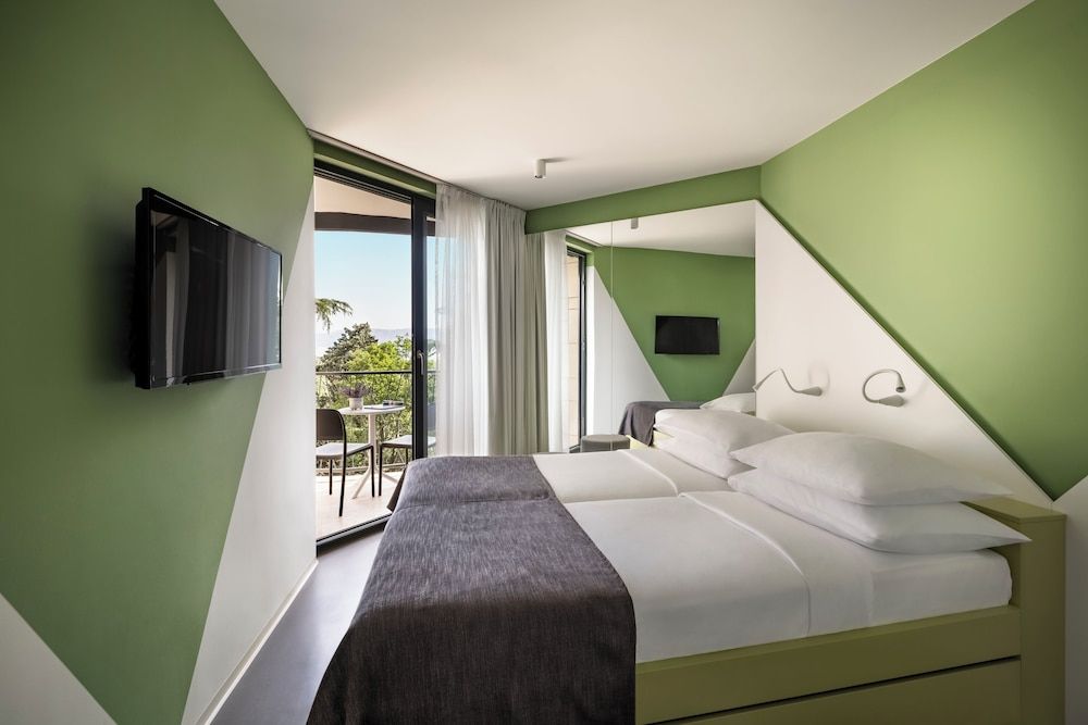 Comfort Double Room with Seaside balcony, additional bed