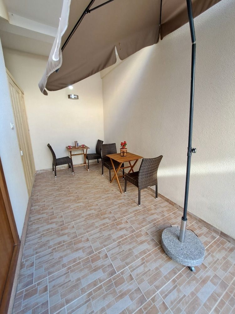Studio Leo Apartment