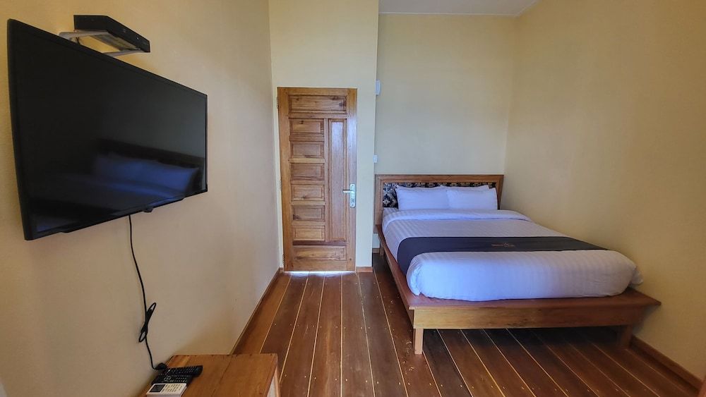 Kelong Pancing Madu Tiga Room, 1 Queen Bed