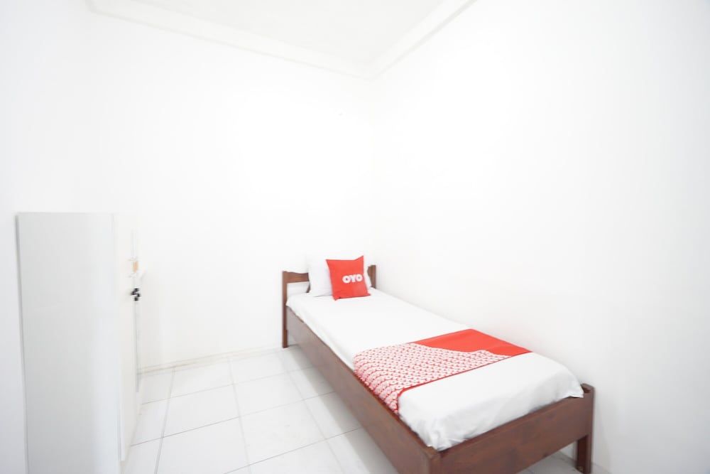 Basic Single Room