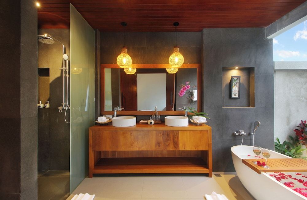 The Sidemen Villas Family Villa 3