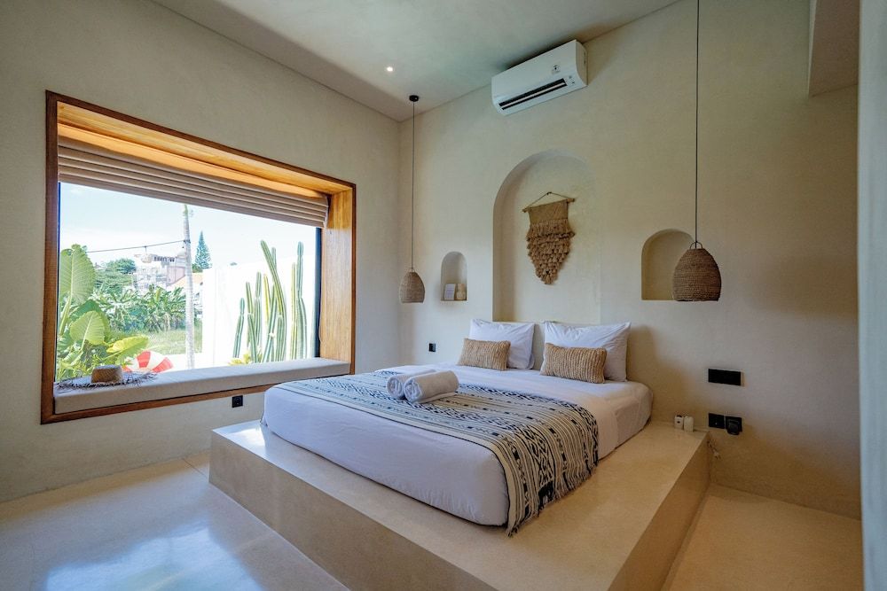 Villa Rosado Canggu Villa, 2 Bedrooms, Pool View