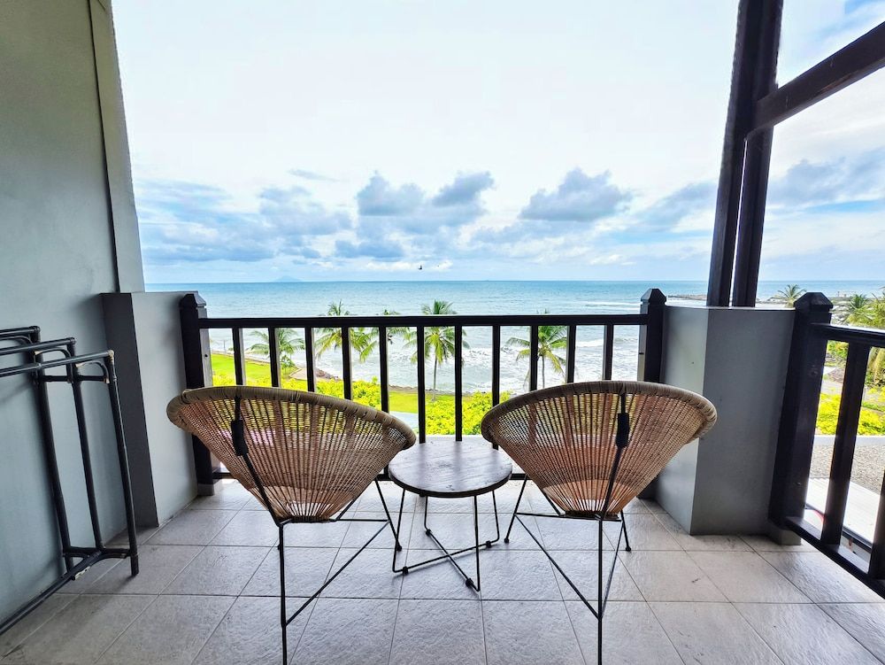 The West Cove Hotel Deluxe Double or Twin Room, Sea View 4